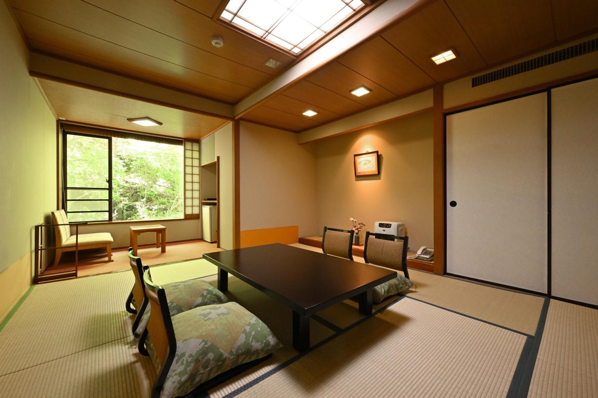 Osakaya Ryokan Kusatsu  Eksteriør bilde