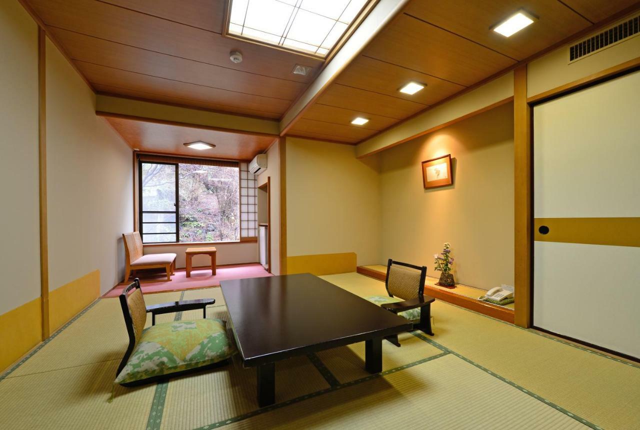 Osakaya Ryokan Kusatsu  Eksteriør bilde