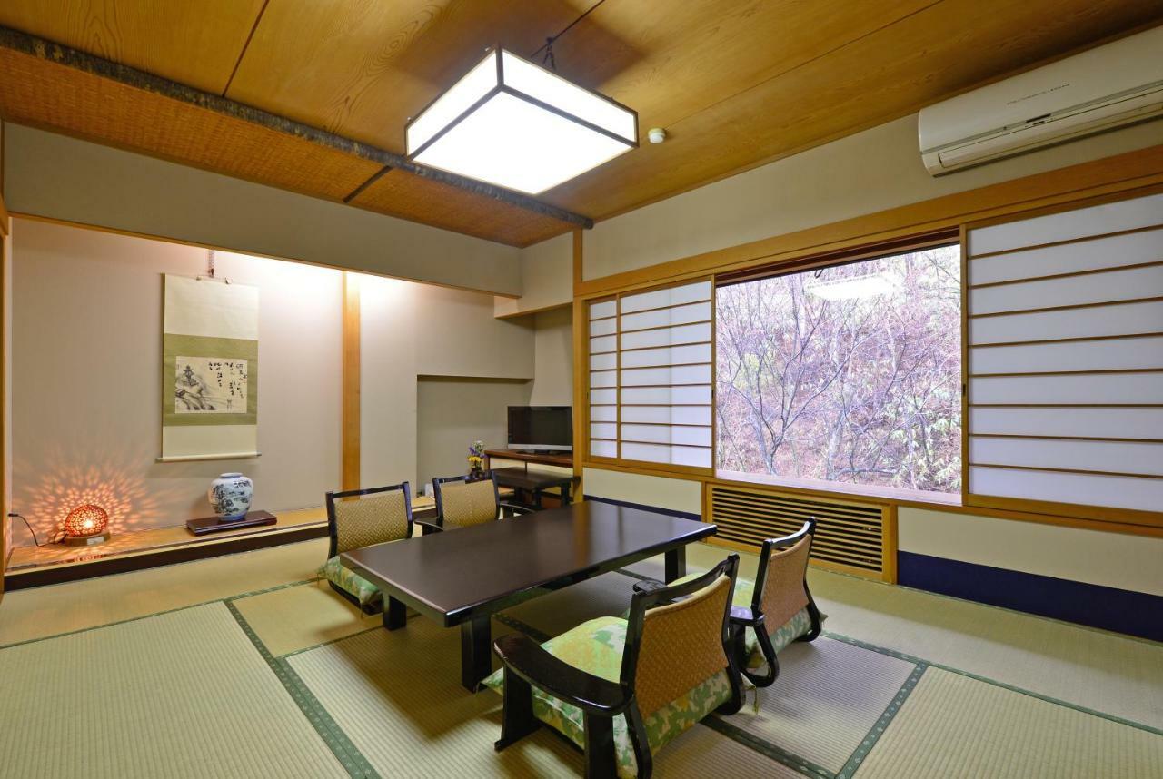 Osakaya Ryokan Kusatsu  Eksteriør bilde